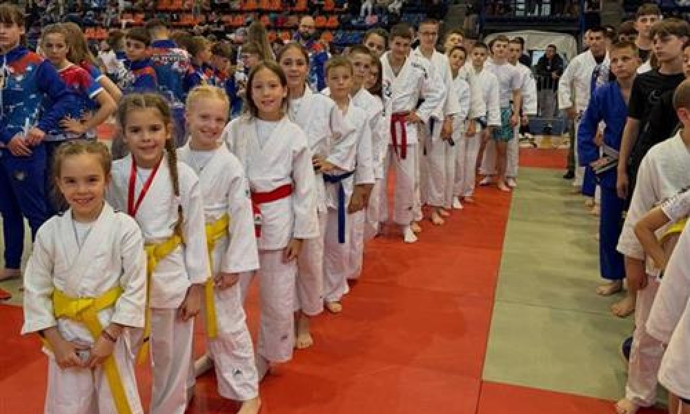 Jahorina briljirala u Budvi: Medalje i pehar za fer-plej završili u Srpskoj FOTO