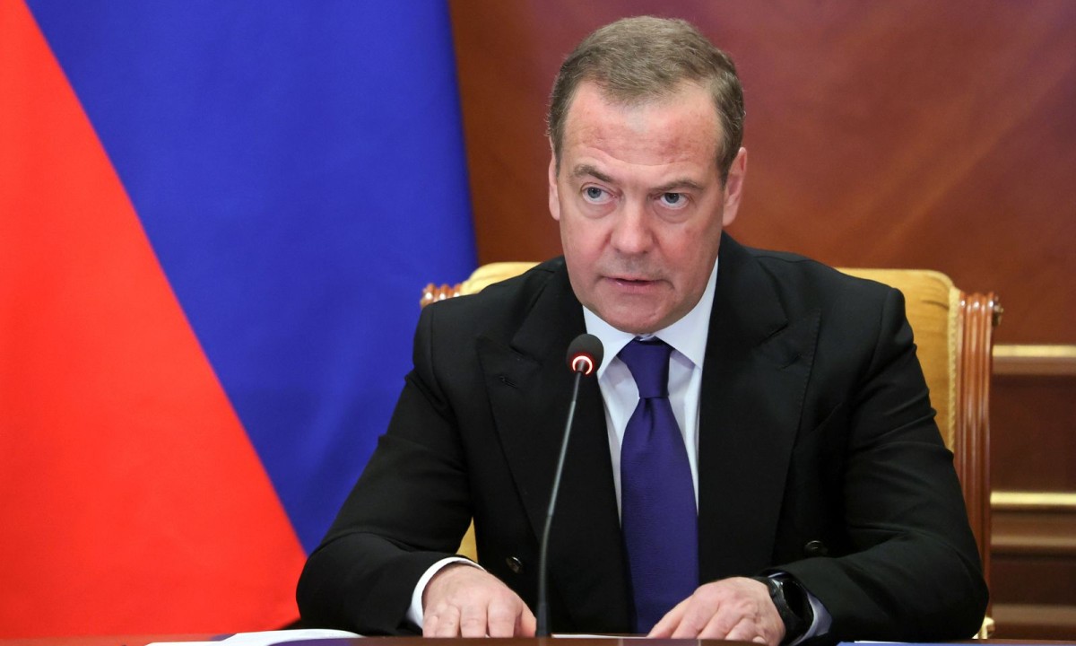 Medvedev upozorio: Uništili bismo njemačku industriju u slučaju rata