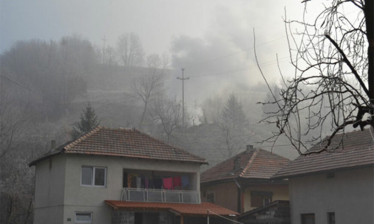 Rušenje zgrade izazvalo katastrofu: Oštećen gromobran koji u sebi ima radioaktivni sadržaj