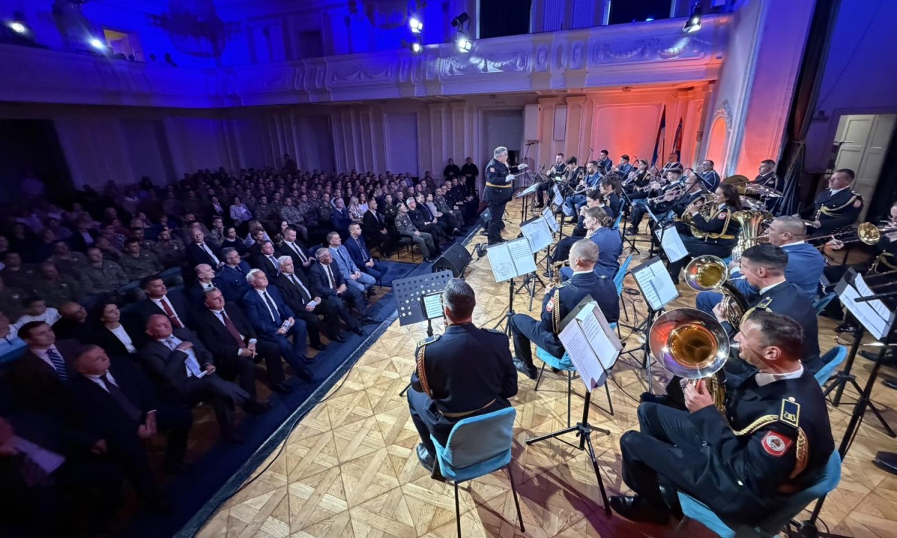 Banski dvor u znaku VRS: Vojni orkestar oduševio prisutne zvaničnike FOTO