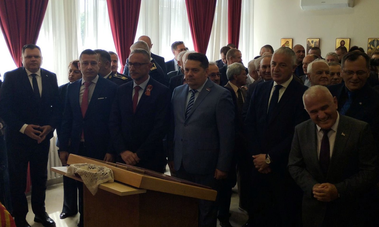 Dan VRS: U kasarni “Kozara” služen parastos za poginule borce i civile
