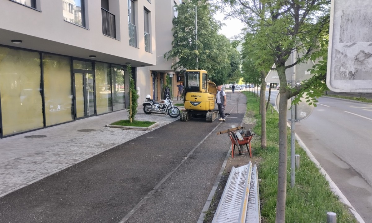 Počela sanacija asfalta u ovoj ulici: Građani se mole za strpljenje FOTO