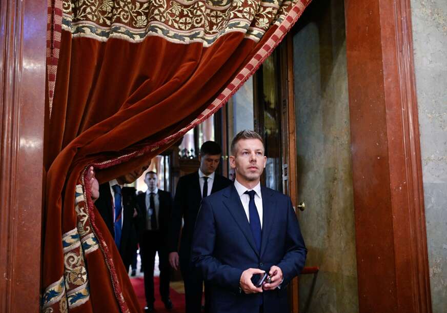 Lider Tise položio zakletvu: Mađar i zvanično premijer