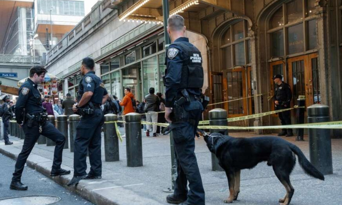 Horor u Portlandu: Vozilo s eksplozivom zakucalo se u zgradu VIDEO