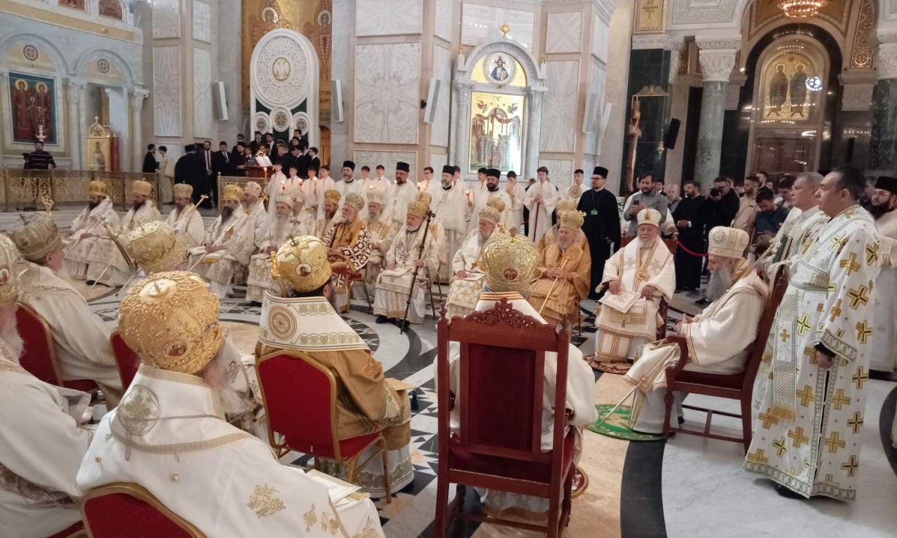 Služi patrijarh Porfirije: Počelo redovno zasjedanje Sabora SPC