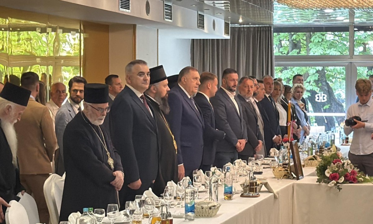 Svi za slavskom trpezom: Ovako se slavi Spasovdan u hotelu Bosna FOTO/VIDEO