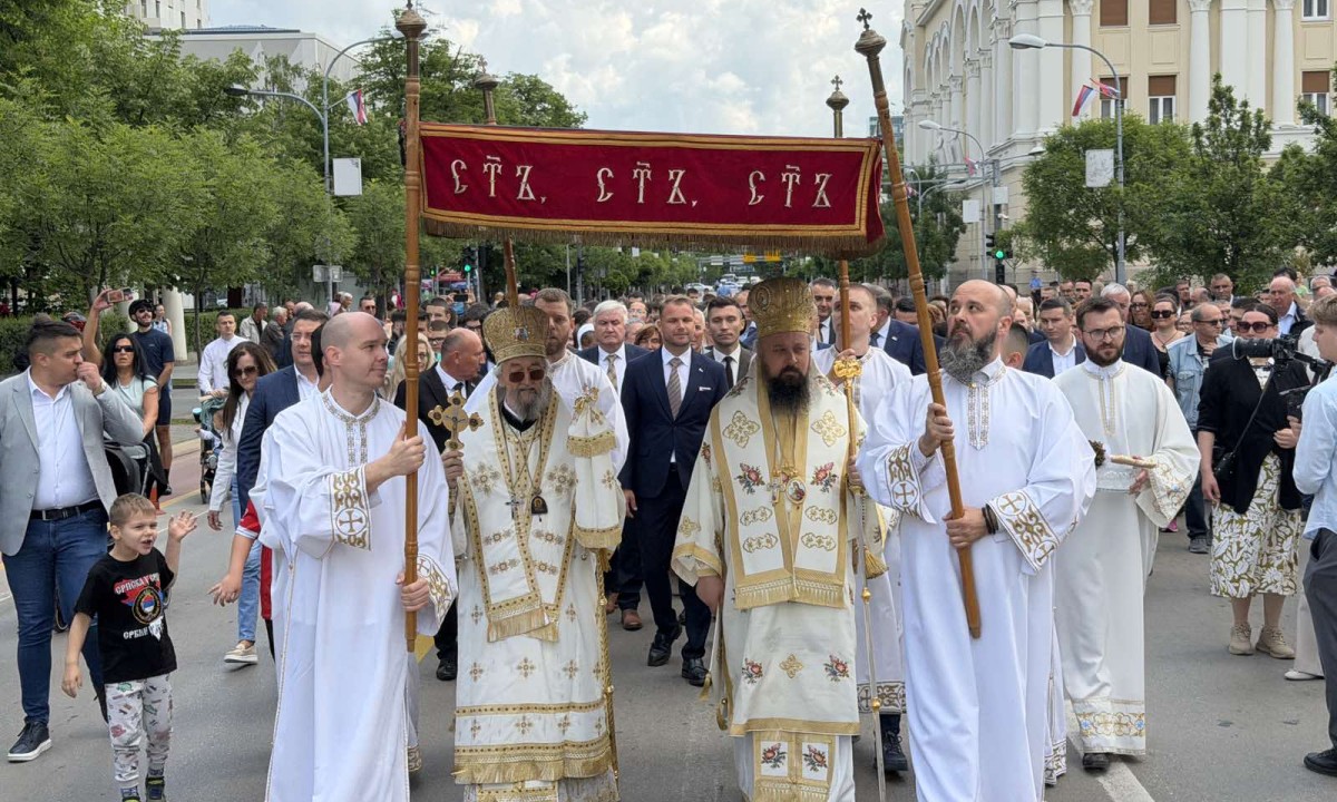 Malo litije, malo politike! Stanivuković: Radi pobjede opozicije, speman sam na sve FOTO