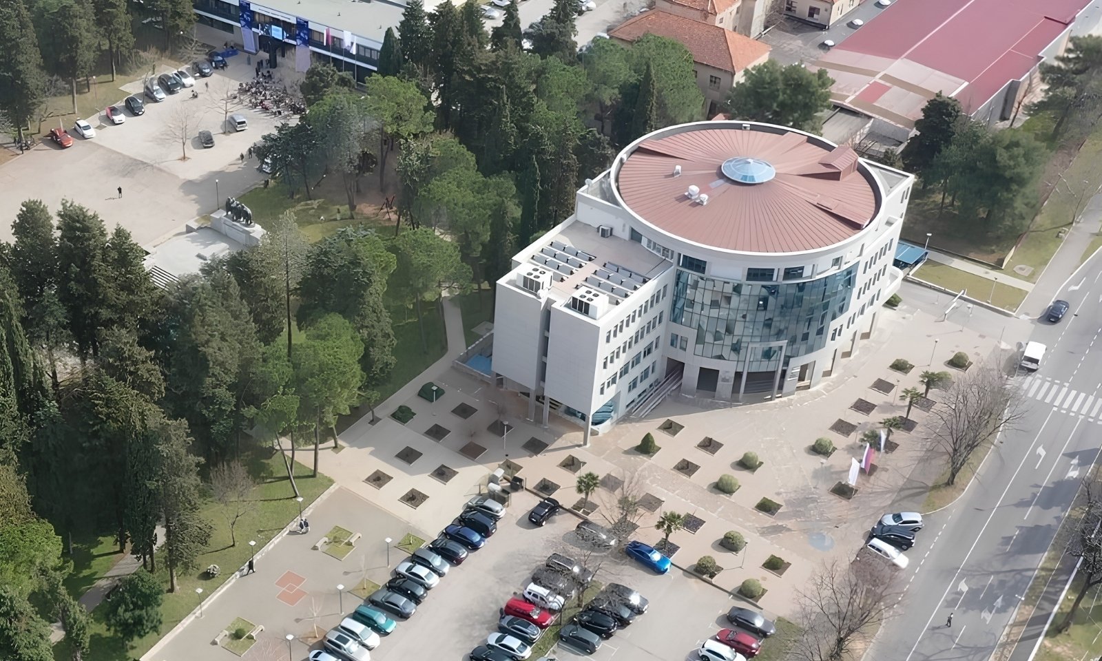 ERS u novom milionskom minusu: Petrović zadužio preduzeće za još 4,5 miliona KM
