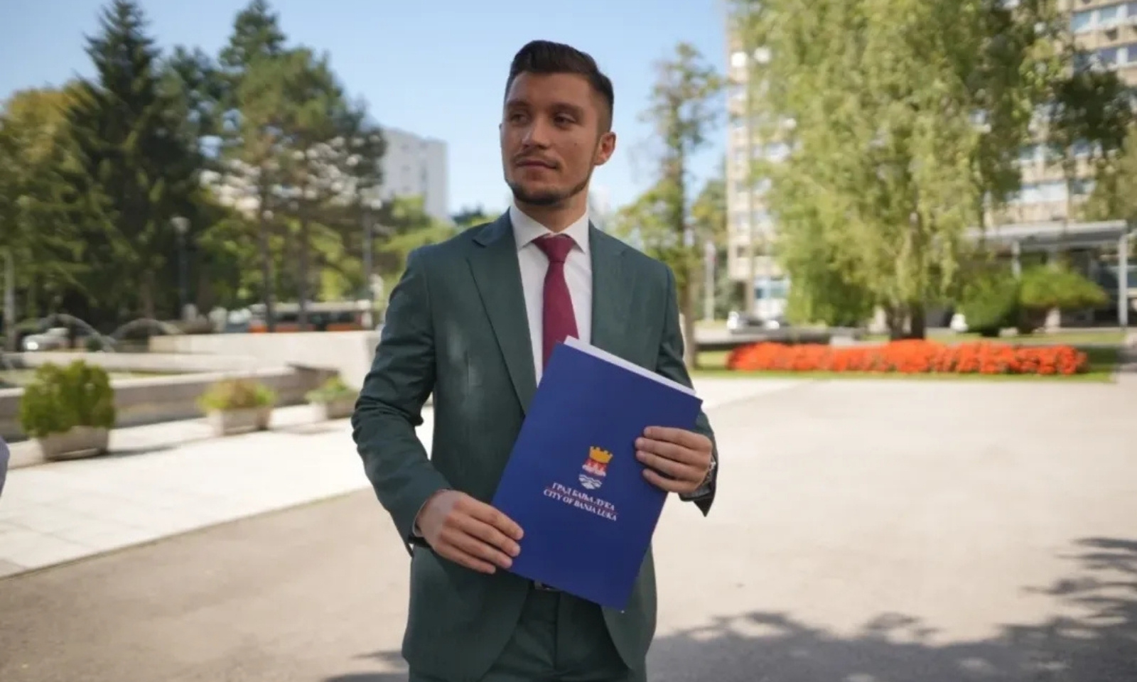 Kresojević predstavio prijedloge za pomoć porodicama: Fokus na majke i djecu FOTO