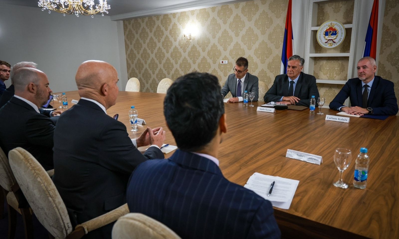 Kongresmeni SAD razgovarali sa Karanom: Naglašena važnost saradnje u BiH FOTO