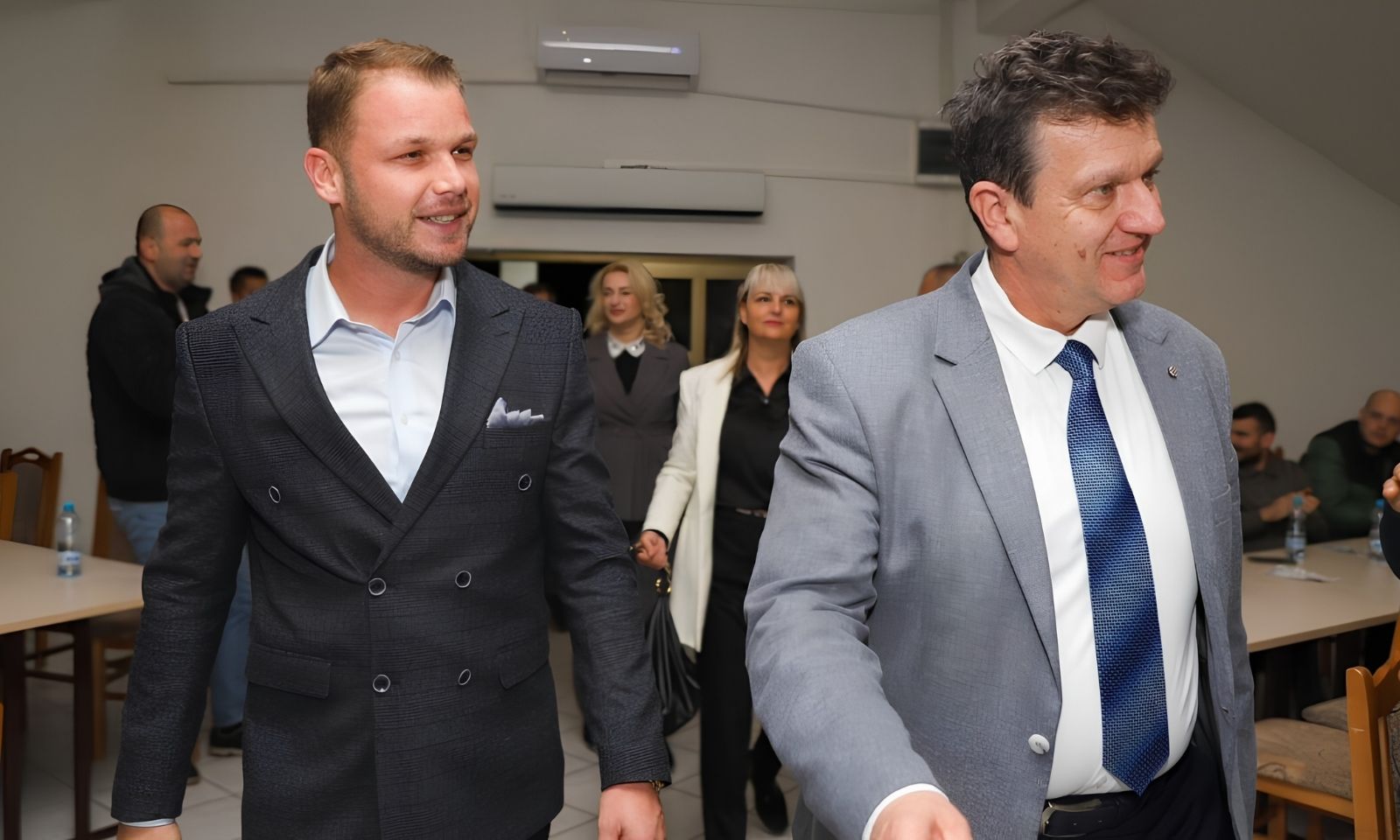 Opozicija u Srpskoj priprema zajednički nastup: SDS otvorio pregovore sa Stanivukovićem