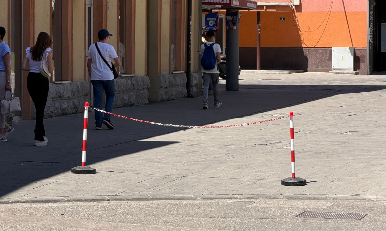 U Gajevoj džabe i živ čovjek?! Na banjalučko šetalište stigli i lanci FOTO