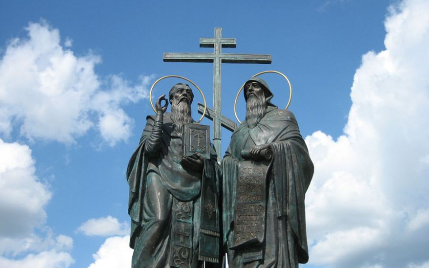 Pravoslavci danas slave “Svetu braću” Ćirila i Metodija: Crveno je slovo, djeca ovo treba da rade