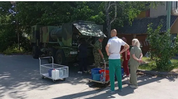 Katastrofa u Srbiji: Vojska i cisterne hitno na ulicama