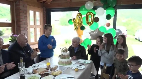 Vijek iza njega, a volja ispred svih: Djed Slavko ušao u drugi vijek bez ijedne tablete