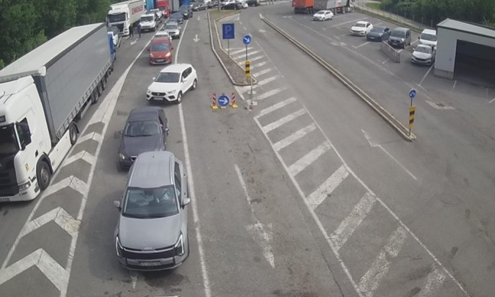 Nakon urušavanja mosta u Gradišci: Velike gužve na GP Donja Gradina, Kozarska Dubica i Kostajnica