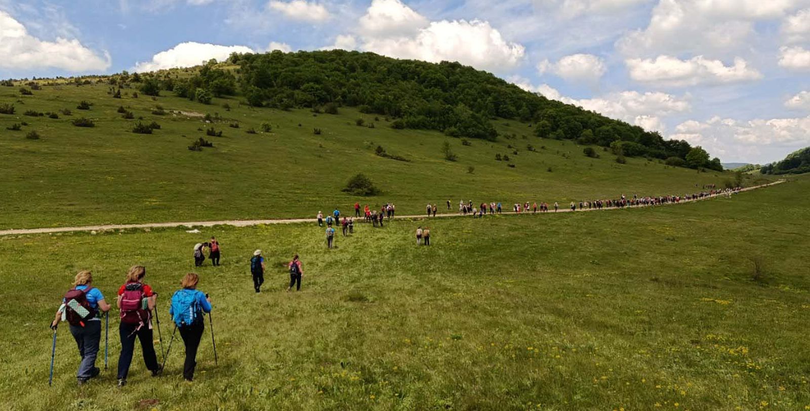 „Kočićevim stazama“: Manjača spojila više od 500 rekreativaca i planinara svih uzrasta FOTO