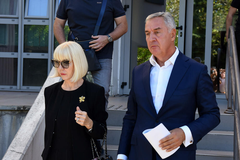 Slučaj “Telekom”: Milo i Ana Đukanović će ipak pred sudiju?