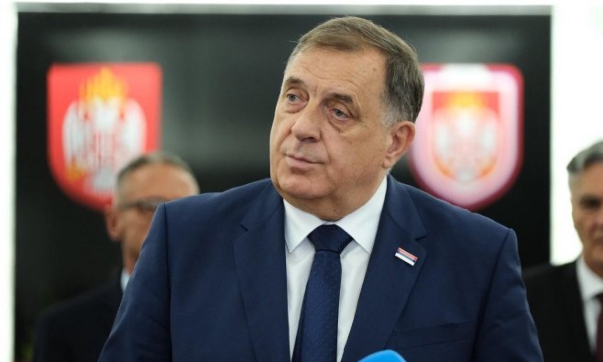 Dodik povodom obilježavanja Dana VRS: Vojska herojski odbranila vjekovna ognjišta srpskog naroda