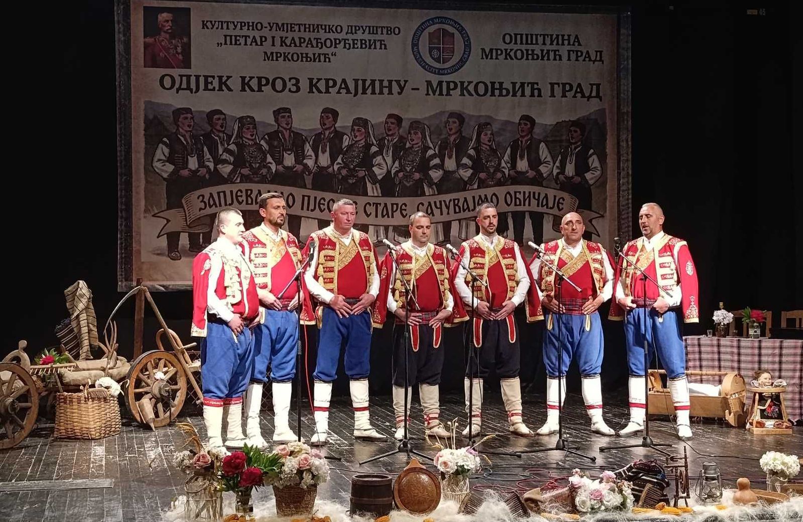 Manifestacija “Odjek kroz Krajinu” okupila preko 20 pjevačkih grupa iz Srpske i regiona FOTO