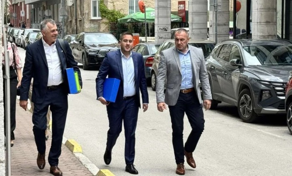 Predstavnici PSS-a predali prijavu CIK-u: “Na izbore idemo složno i pobjednički”