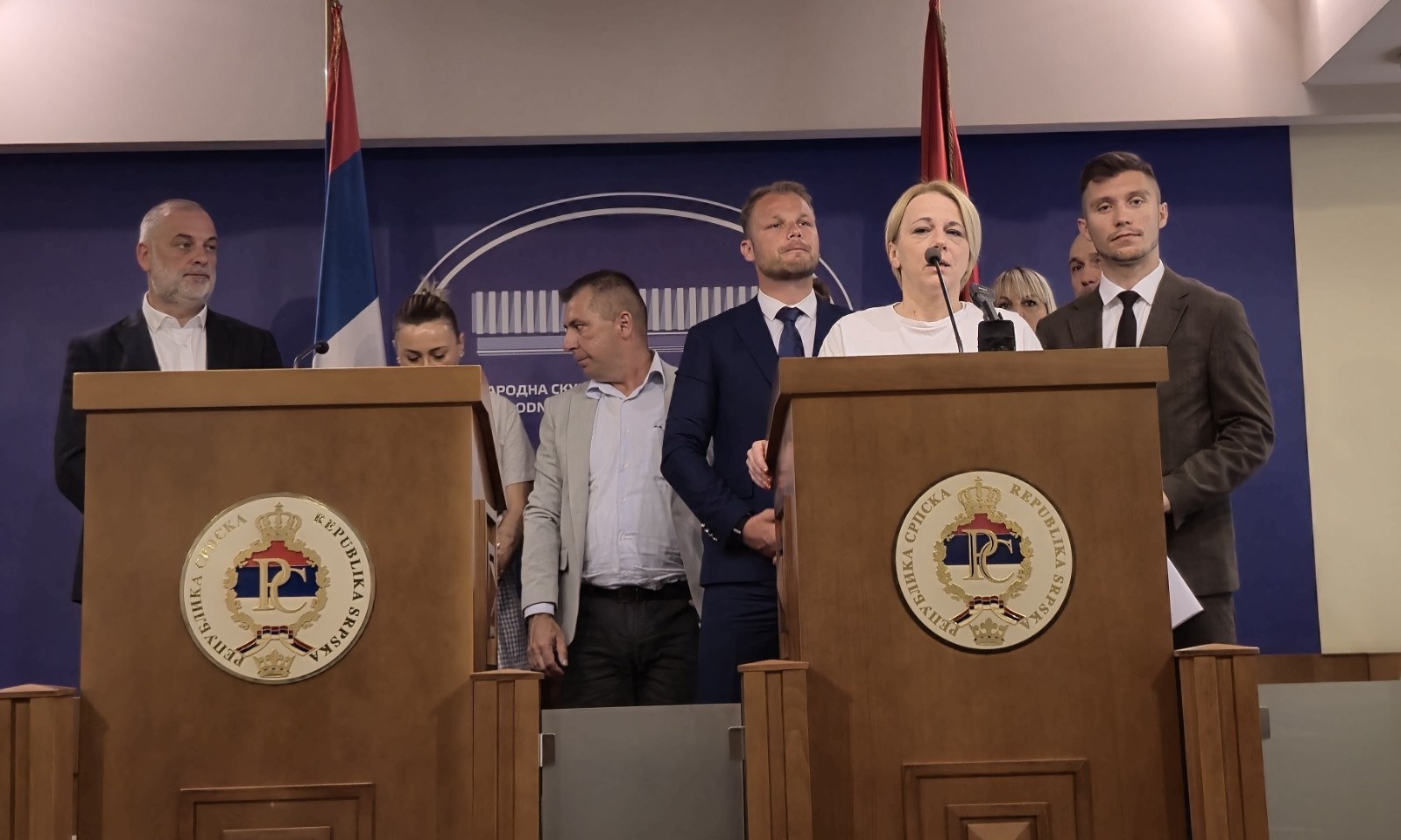 Roditelji žele zakon po svojoj mjeri: Nakon najava izmjena, Stanivuković sa njegovateljima u parlamentu