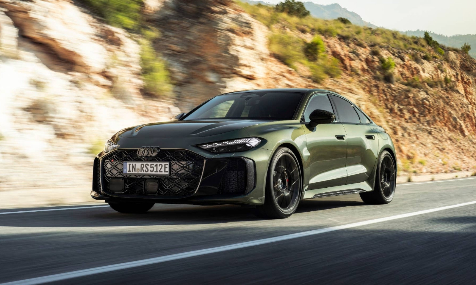 Veliki zaokret za kultni model: Novi RS5 spaja performanse i struju