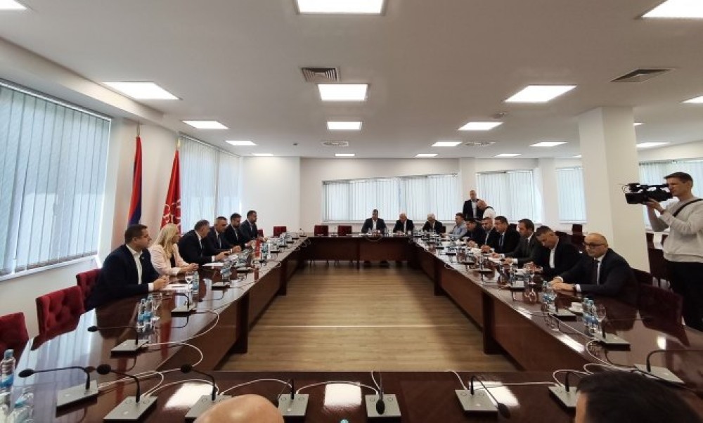Počeo sastanak vladajuće koalicije: Lideri stranaka se okupili u Banjaluci
