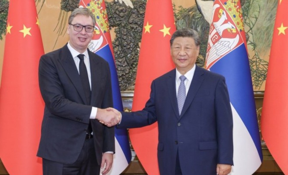Najviše kinesko odlikovanje: Si Đinping odlikovao Vučića Ordenom prijateljstva VIDEO