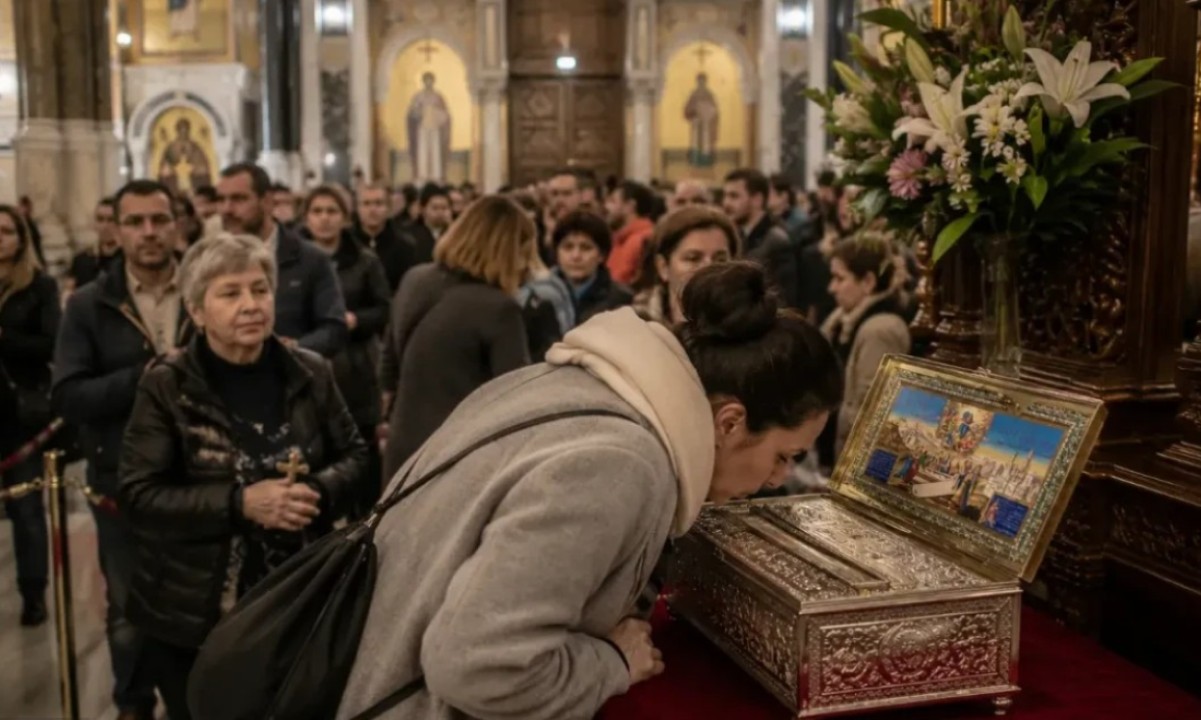 Više od milion ljudi se poklonilo svetinji: Objašnjeno značenje trakica sa Svete Gore