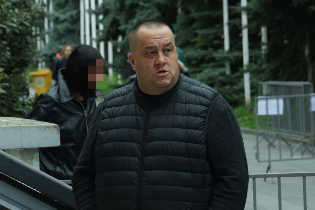 Bol zbog gubitka majke: Dino Bešlić podijelio dirljivu uspomenu na roditelje FOTO