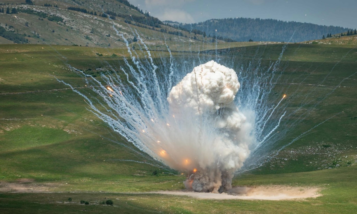 EUFOR prisustvovao: Na poligonu u Glamoču uspješno uništeni dijelovi raketa FOTO