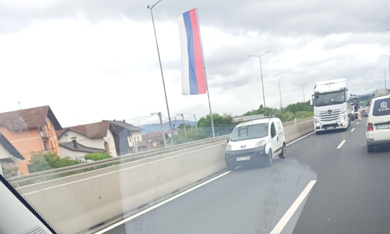 Saobraćajni kolaps na brzoj cesti: Auto u kvaru paralisao saobraćaj od Banjaluke prema Laktašima