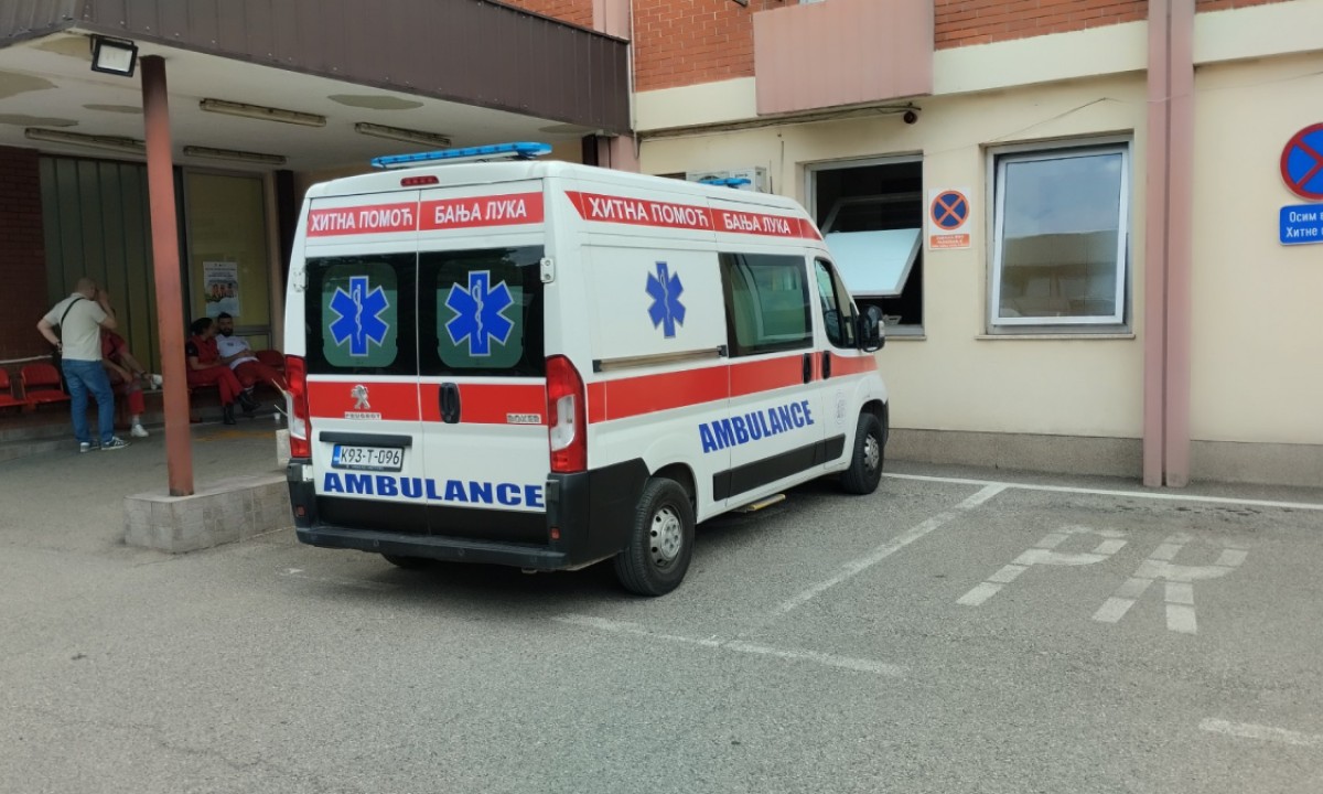 Porodica alarmirala policiju na Laušu: Pronađeno beživotno tijelo u porodičnoj kući