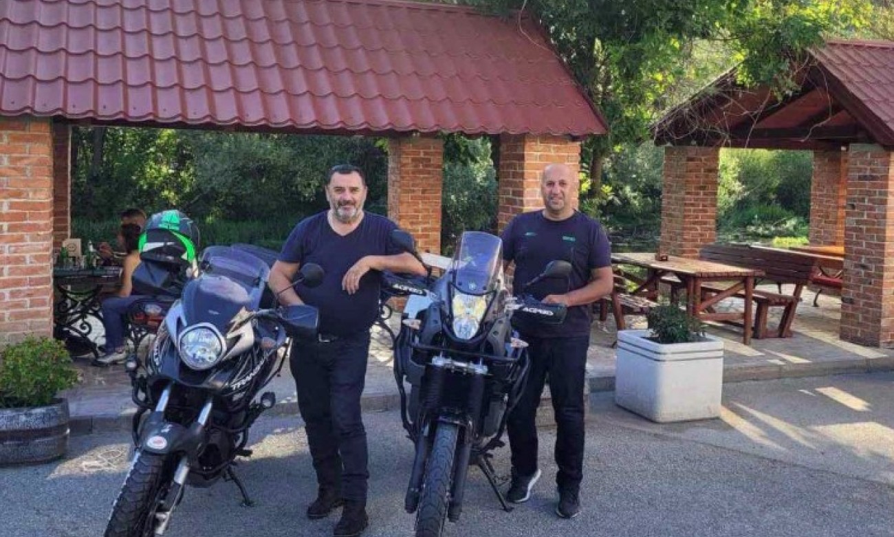 Drama u zavičaju: Muškarac iz Gradiške snimao medvjeda dok se skrivao na trešnji VIDEO