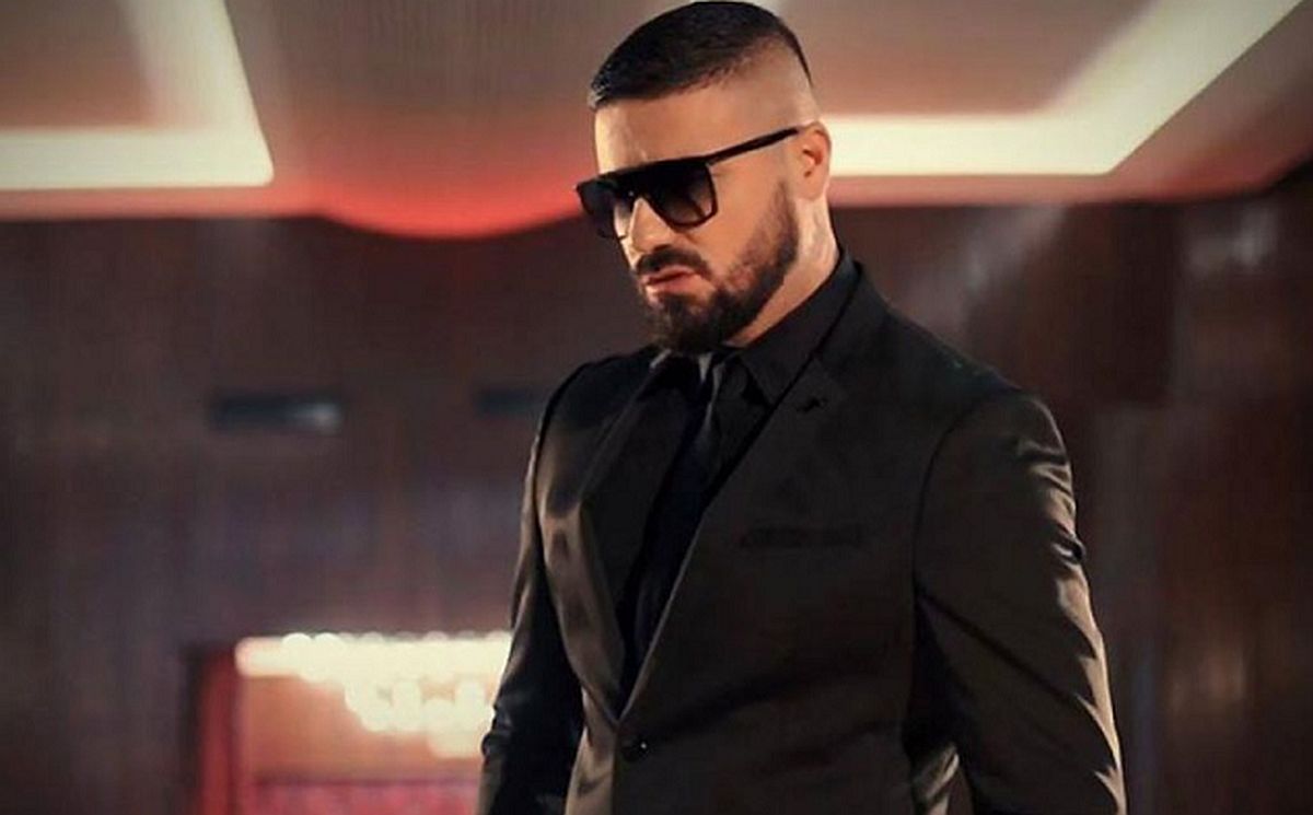MC Stojan pao sa bine usred nastupa, publika ostala u šoku