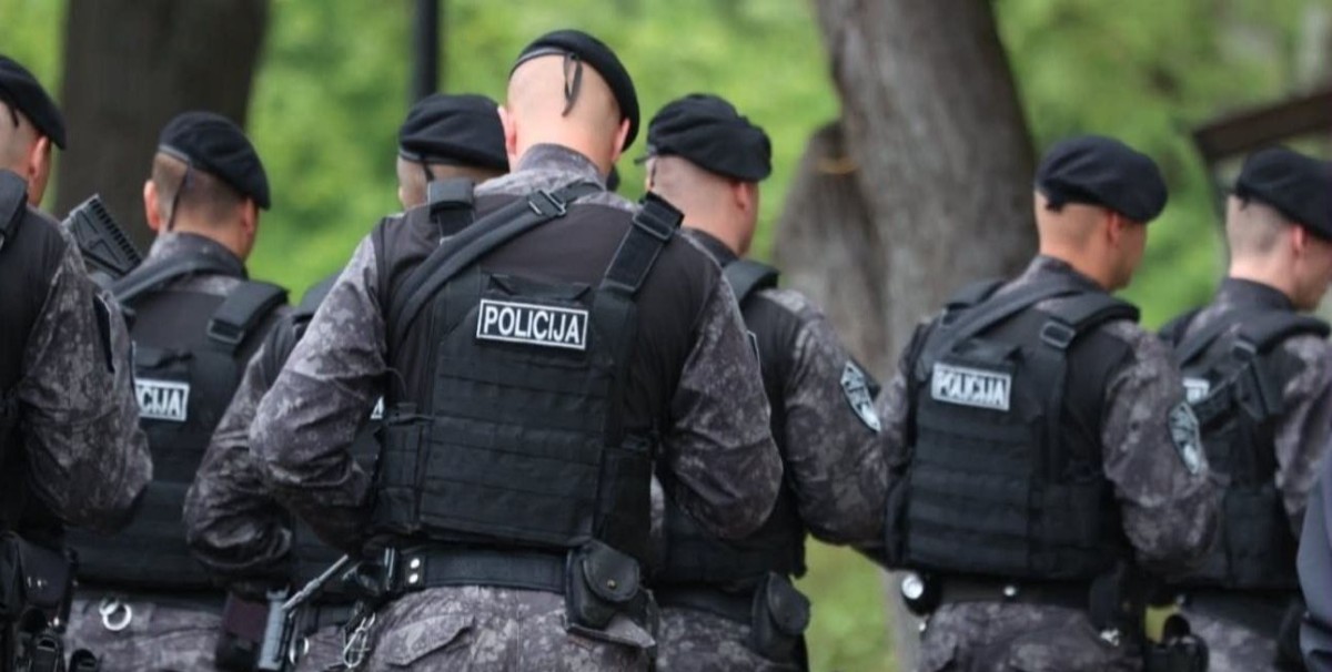 Velika akcija policije: Pretresi u dijelovima Srpske i FBiH od ranih jutarnjih sati