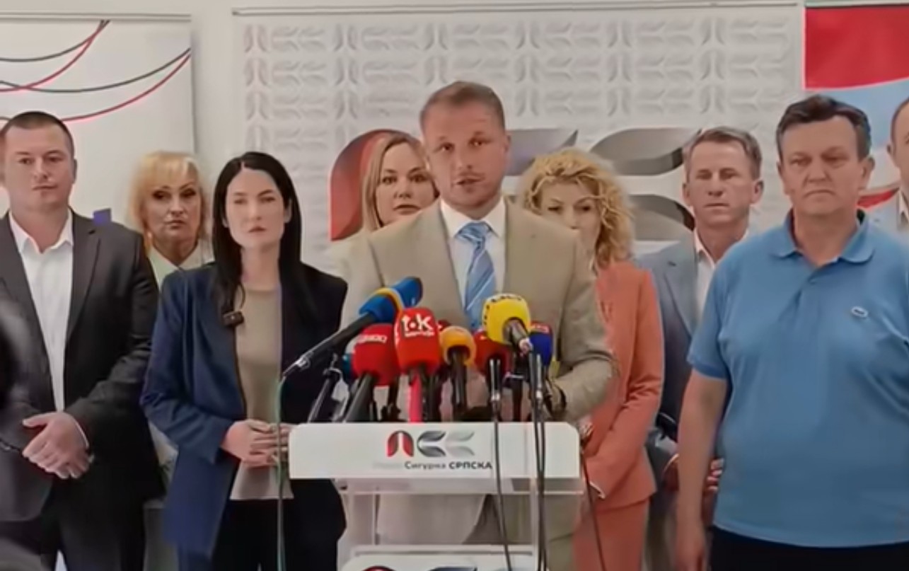 Stanivuković nakon sastanka opozicije: Na Trgu Krajine od ponedjeljka brojčanik