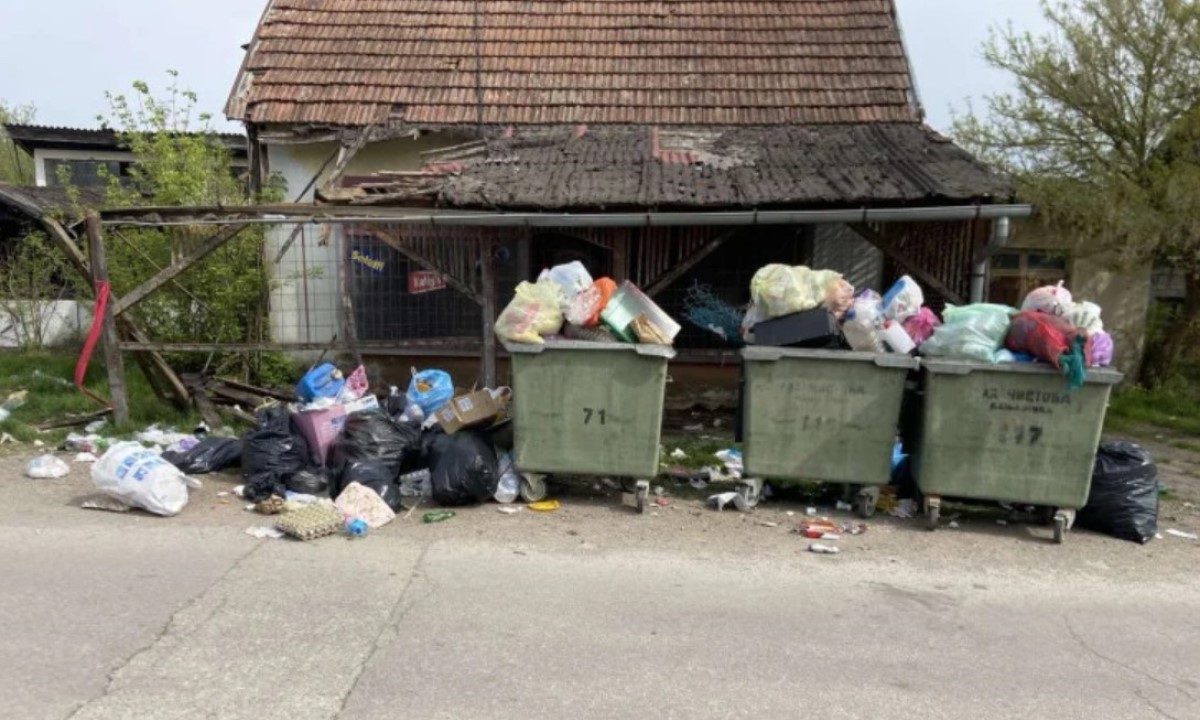 Po pet dana bez vode: Mještani Potkozarja u prašini i smeću progovorili o problemima