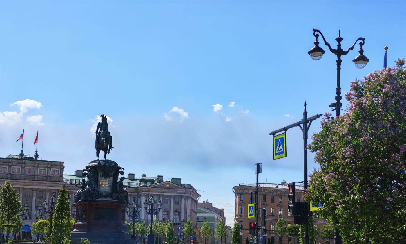 Ima povrijeđenih: Dronovi napali Sankt Peterburg u kojem boravi delegacija Srpske