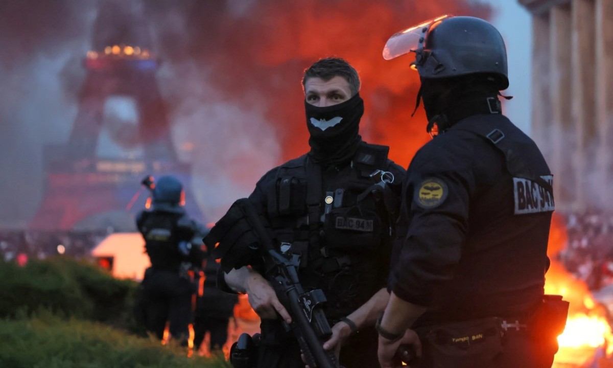 Povrijeđeno više policajaca: Nakon slavlja PSŽ-a uhapšeno skoro 900 osoba