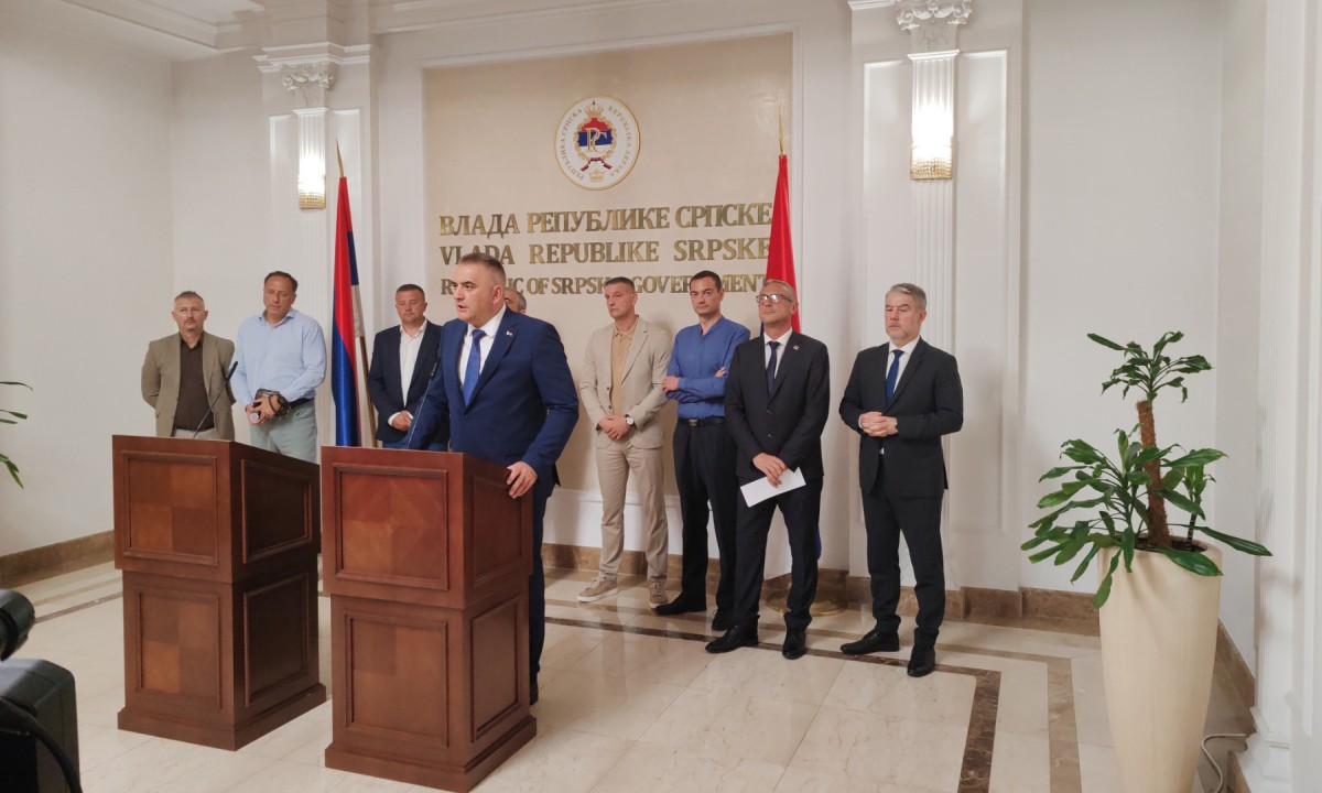 Minić zadovoljan: Potpisivanje kolektivnog ugovora od izuzetnog značaja