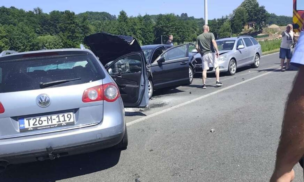 Stravičan udes kod Banjaluke: Tri života ugašena, među povrijeđenima i osmogodišnje dijete iz Rusije