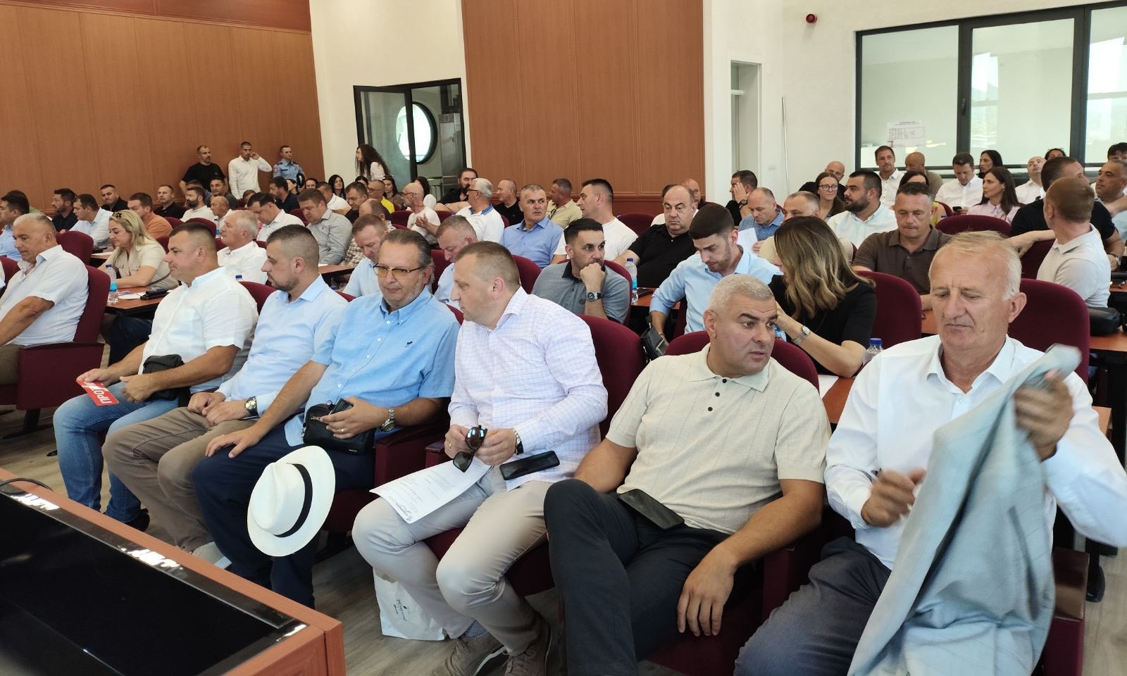 Ujedinjena Srpska usvojila liste: Stevandić najavio jačanje stranke pred izbore FOTO