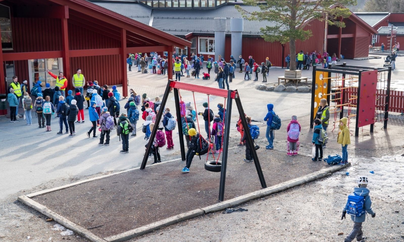 Nova pravila od avgusta: Norveška zabranjuje vještačku inteligenciju u osnovnim školama