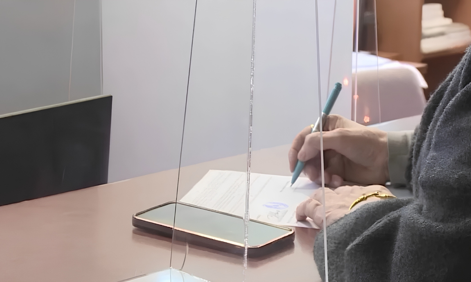 IDDEEA ostala bez ovlaštenja za elektronske potpise: UIO najavila tužbu