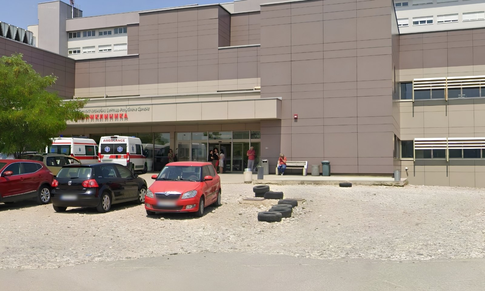 Kaji posao od 784.000 KM: Sređuje se parking kod Južnog krila FOTO