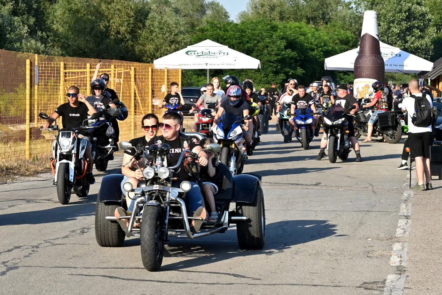 Na moto-skupu više od 2.000 bajkera, prisustvovao i Minić
