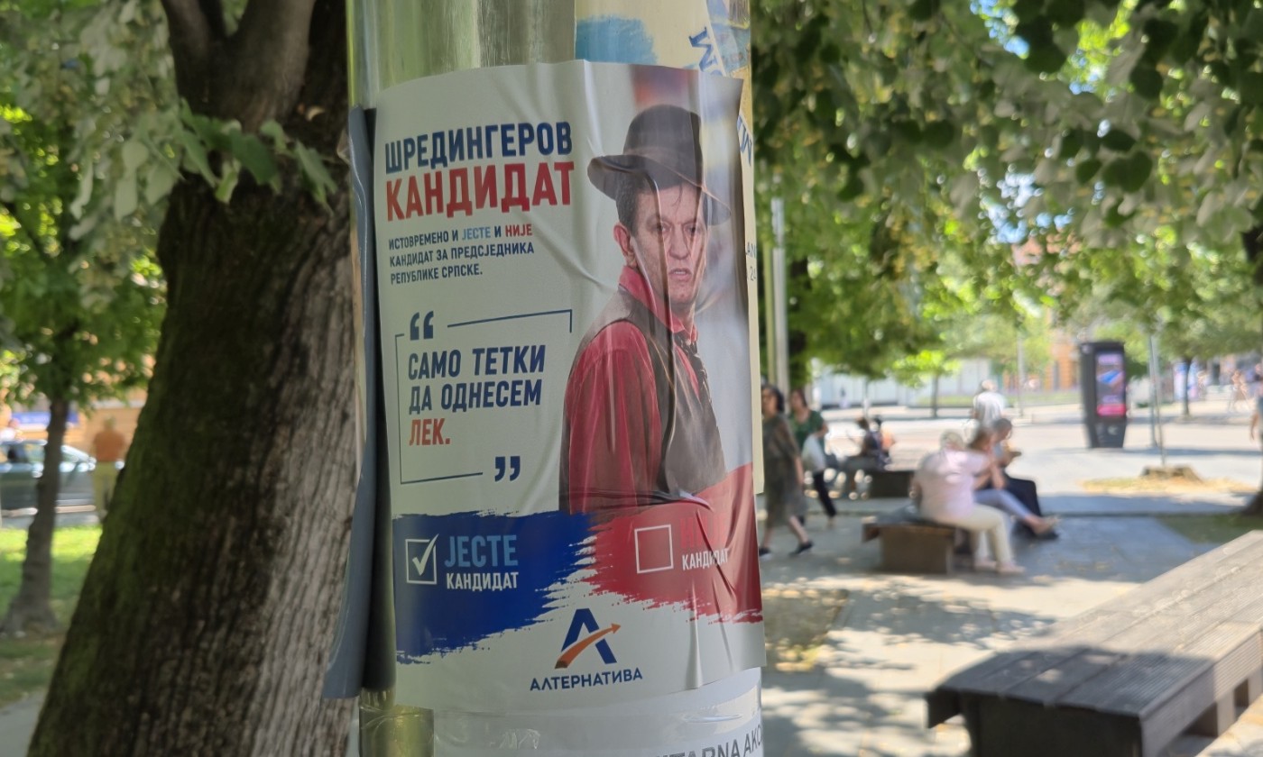 Novi plakati Alternative: Blanuša kao „Šredingerov kandidat“ FOTO