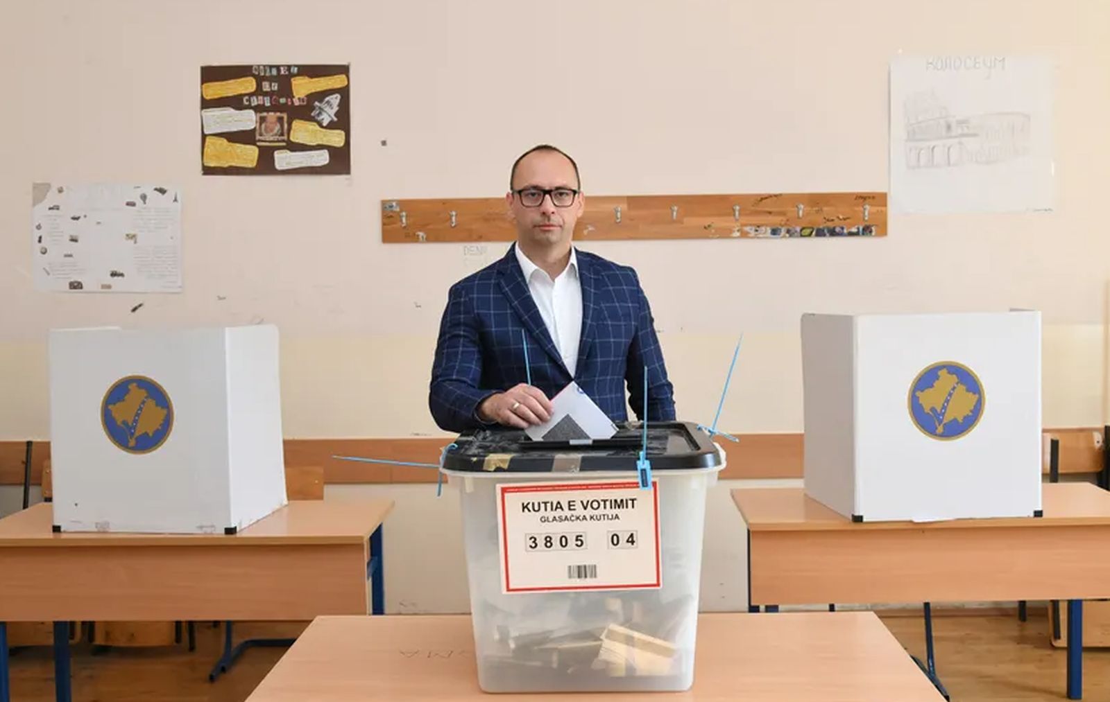 Simić: Srpska lista u srpskim sredinama osvojila 42.166 glasova, Priština ponovo dodaje glasove Rašiću